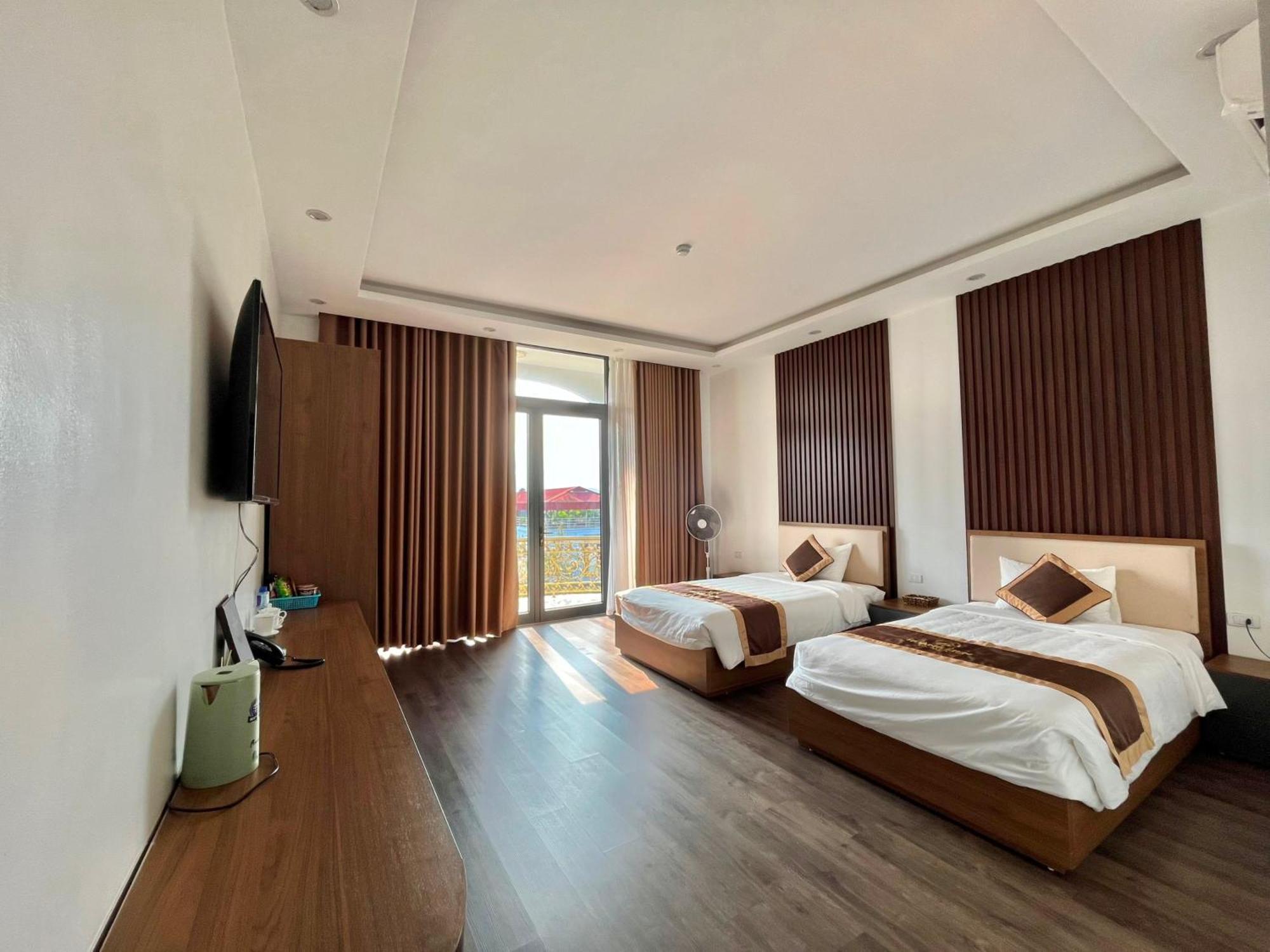 Lai Châu Hoang Lien Hotel מראה חיצוני תמונה