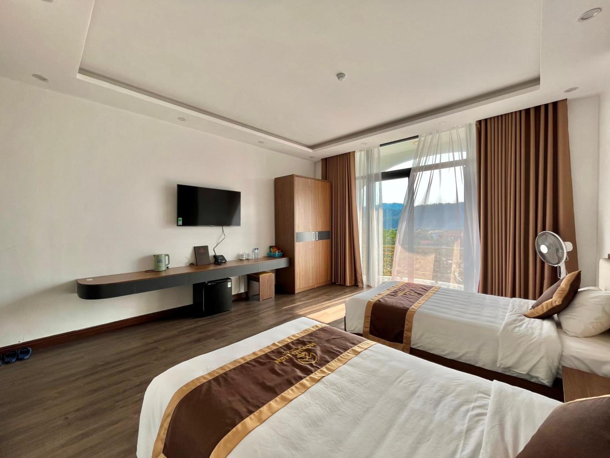 Lai Châu Hoang Lien Hotel מראה חיצוני תמונה