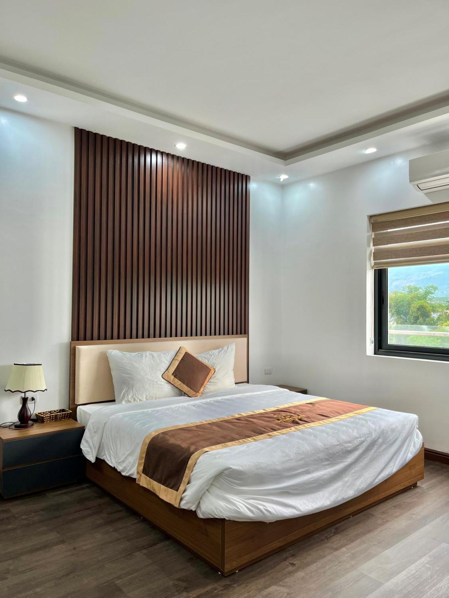 Lai Châu Hoang Lien Hotel מראה חיצוני תמונה